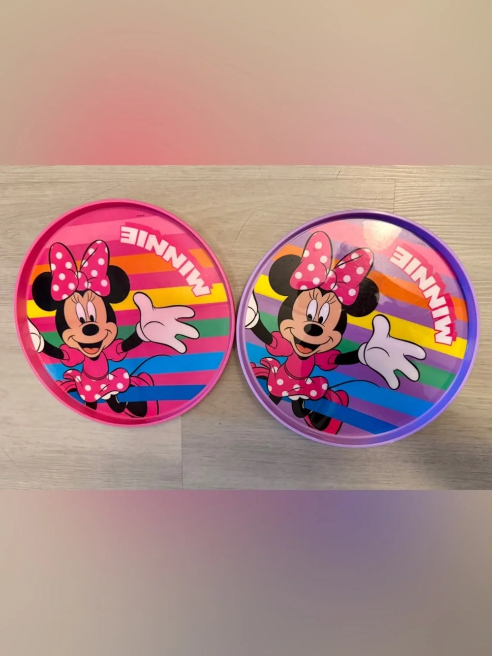 Lot of 4 Retro 80s, 90s, Y2K Disney Mickey Mouse Minnie Mouse Plastic Plates